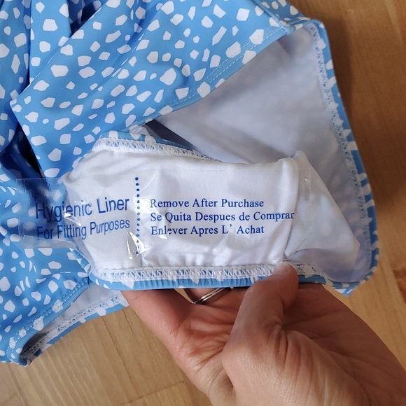 Blue & White Speckled Scoop Back V-Neck Cinched Waist One Piece Swimsuit - Picture 7 of 10